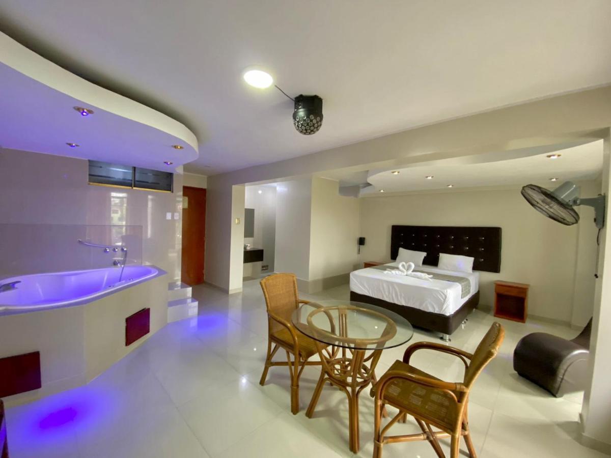 Hotel Las Vegas Lima Bagian luar foto